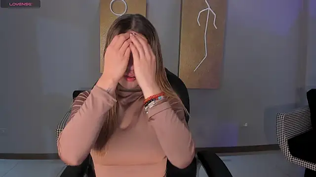 Snapshot of EveBensonX chatting on 22, 2, 2026 EveBensonX online show from 22, 2, 2026