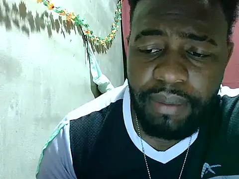 Snapshot of 2ocmaxi chatting on 9, 11, 2025 2ocmaxi online show from 9, 11, 2025