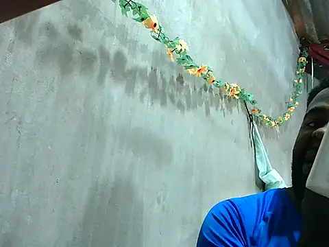 Snapshot of 2ocmaxi chatting on 13, 11, 2025 2ocmaxi online show from 13, 11, 2025