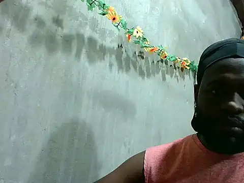 Snapshot of 2ocmaxi chatting on 23, 11, 2025 2ocmaxi online show from 23, 11, 2025