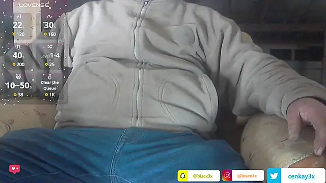 Snapshot of masculine_bear_daddy chatting on 5, 1, 2025 masculine bear daddy online show from 5, 1, 2025