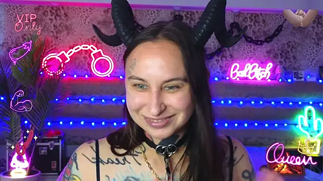 Cool Freak  online show from 5, 6, 2026