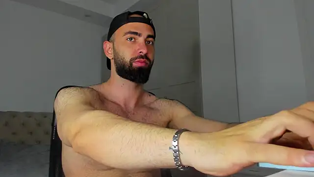Snapshot of MichaelMasterss chatting on 9, 5, 2026 MichaelMasterss online show from 9, 5, 2026
