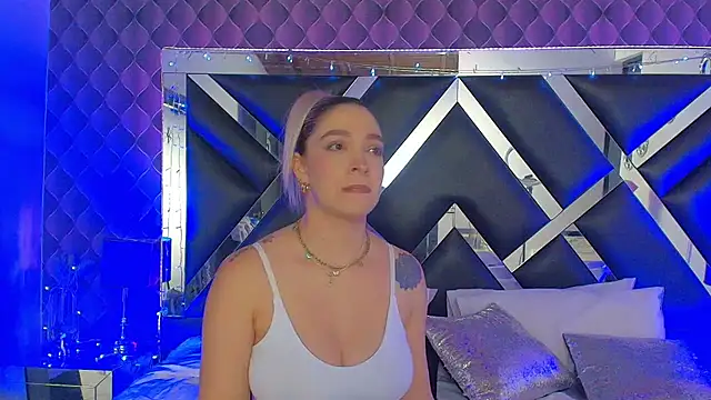 victoriaa lee  online show from 9, 1, 2026