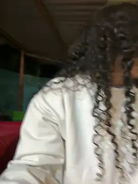 Snapshot of serena_willow chatting on 8, 5, 2026 serena willow online show from 8, 5, 2026