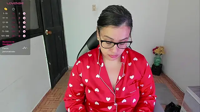 smile sweetpao online show from 19, 1, 2025