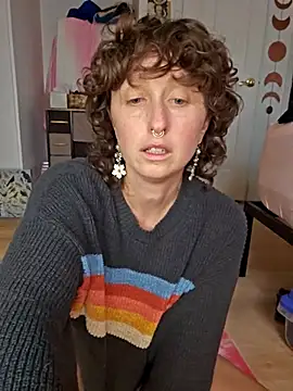 Snapshot of mossy_kiss chatting on 17, 12, 2025 mossy kiss online show from 17, 12, 2025