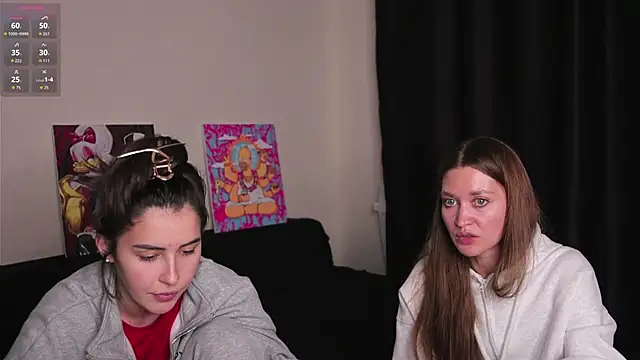 Snapshot of Mari___Anna chatting on 8, 11, 2025 Mari Anna online show from 8, 11, 2025