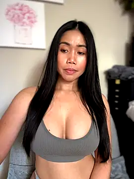 JazzieXo online show from 4, 11, 2025