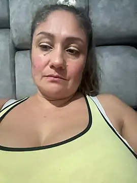Snapshot of gabiTetas chatting on 5, 8, 2026 gabiTetas online show from 5, 8, 2026