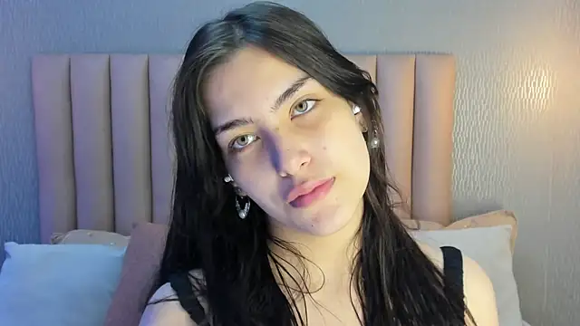 Alexa Thaylor  online show from 27, 9, 2025