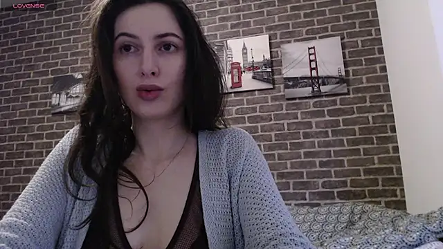  Hot Lady  online show from 30, 1, 2025