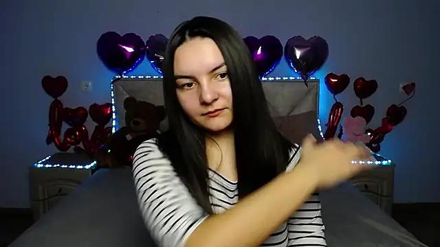 JasmineAsha online show from 7, 3, 2025