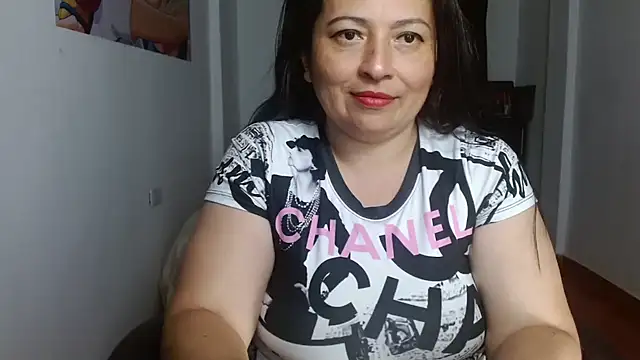 Snapshot of Victoriaevans1 chatting on 4, 5, 2026 Victoriaevans1 online show from 4, 5, 2026