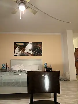 Snapshot of Naomisroom chatting on 14, 1, 2025 Naomisroom online show from 14, 1, 2025