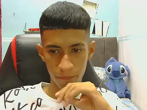 Angelstripboy online show from 10, 6, 2026