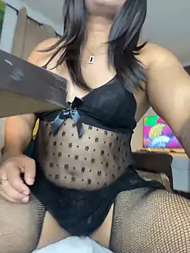Snapshot of mommycum69_ chatting on 3, 5, 2026 mommycum69 online show from 3, 5, 2026