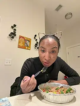 Snapshot of Iceblanca chatting on 6, 2, 2026 Iceblanca online show from 6, 2, 2026