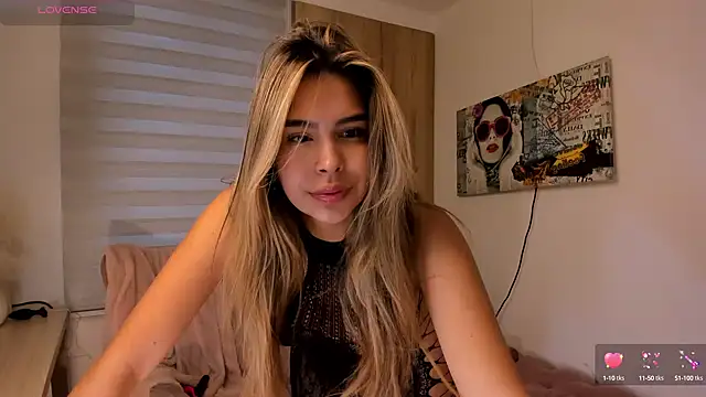Snapshot of AnitaHaywood_ chatting on 4, 12, 2024 AnitaHaywood online show from 4, 12, 2024