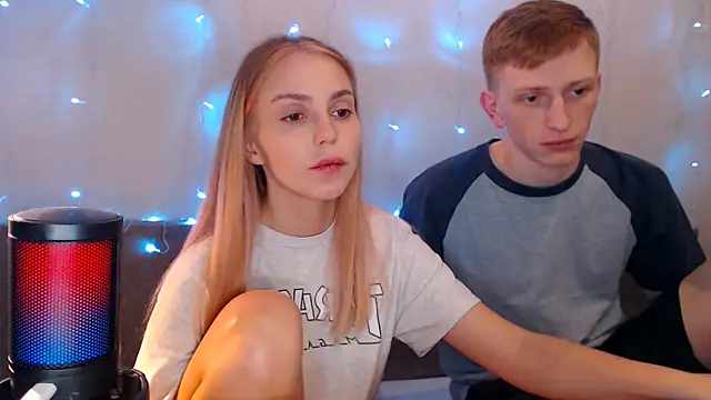 juliaanddima online show from 9, 9, 2025