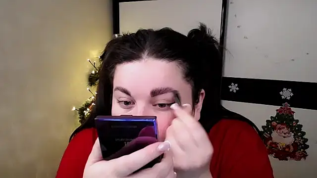 Snapshot of Emily_Mo chatting on 4, 12, 2025 Emily Mo online show from 4, 12, 2025