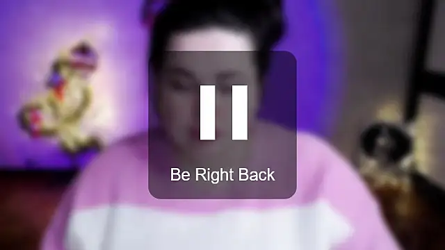 Snapshot of Emily_Mo chatting on 7, 1, 2026 Emily Mo online show from 7, 1, 2026