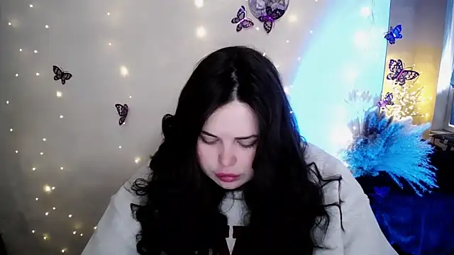 Snapshot of Emily_Mo chatting on 5, 2, 2026 Emily Mo online show from 5, 2, 2026