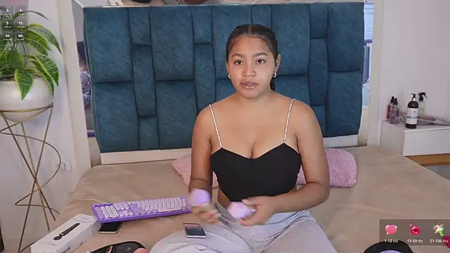 Anais aradia online show from 25, 3, 2026