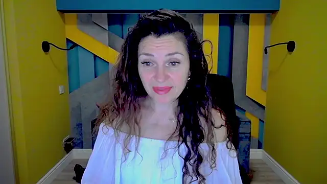 EllaLong online show from 3, 12, 2024