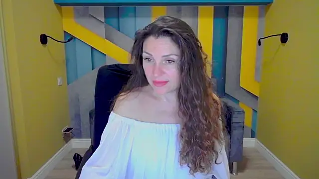 EllaLong online show from 3, 12, 2024