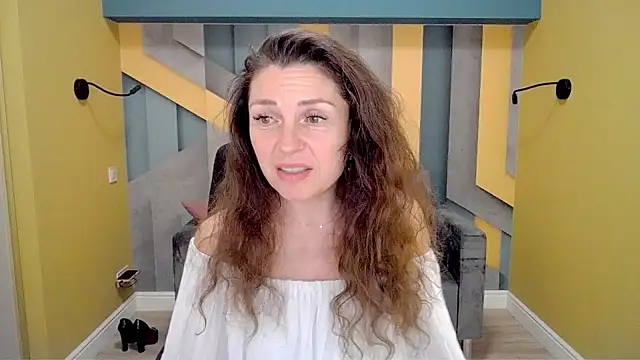 EllaLong online show from 4, 12, 2024