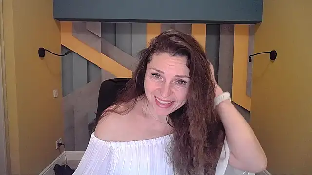 EllaLong online show from 7, 12, 2024