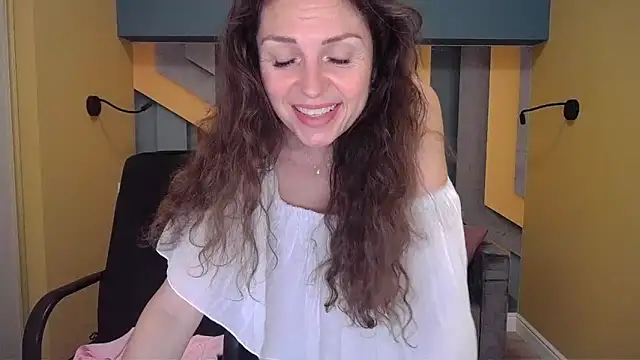 EllaLong online show from 8, 12, 2024