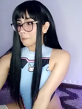 Snapshot of Cinamon_tits chatting on 18, 9, 2025 Cinamon tits online show from 18, 9, 2025