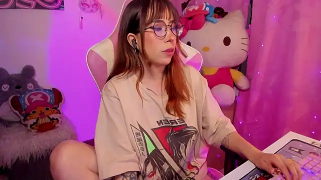 Waifu Aika online show from 22, 10, 2025