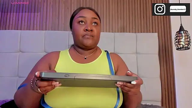 Snapshot of Saravy_Blandon chatting on 4, 2, 2026 Saravy Blandon online show from 4, 2, 2026