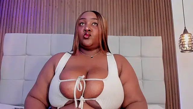 Snapshot of Saravy_Blandon chatting on 25, 2, 2026 Saravy Blandon online show from 25, 2, 2026