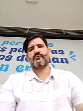 Snapshot of Maxi_TheBigDaddy chatting on 24, 11, 2025 Maxi TheBigDaddy online show from 24, 11, 2025