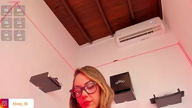 kloey hoot online show from 30, 12, 2024
