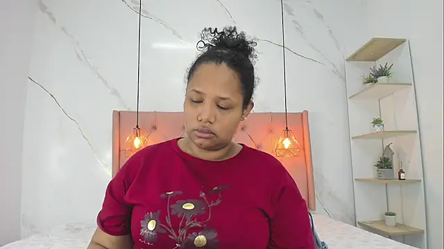 Snapshot of Belle_Brunette chatting on 15, 7, 2026 Belle Brunette online show from 15, 7, 2026