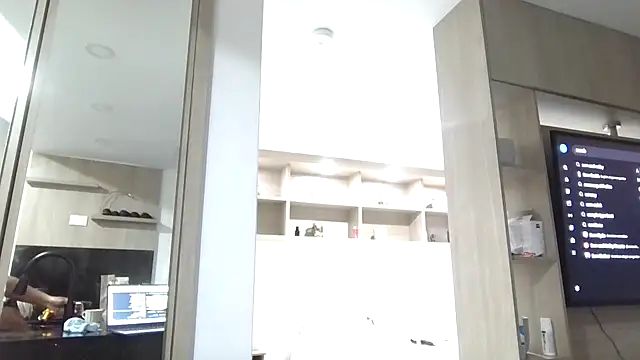 megan-hotxx online show from 11, 10, 2025