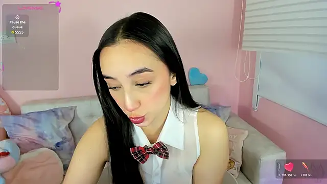 Snapshot of tinysara chatting on 6, 2, 2026 tinysara online show from 6, 2, 2026