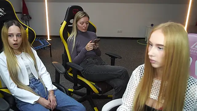 Amelia Blaze online show from 29, 9, 2025