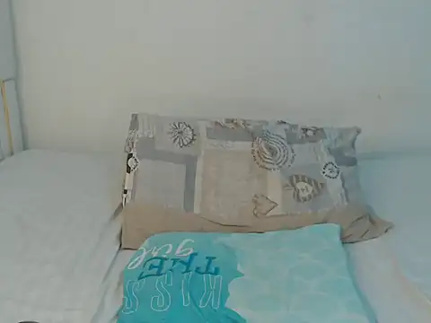 wetmypants online show from 27, 2, 2026