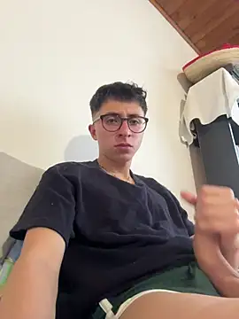 CamiRojas boy online show from 22, 3, 2026