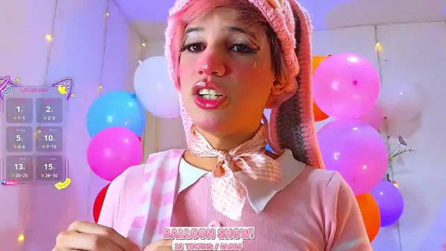 Snapshot of Ariel_Femboy_ chatting on 24, 9, 2025 Ariel Femboy online show from 24, 9, 2025