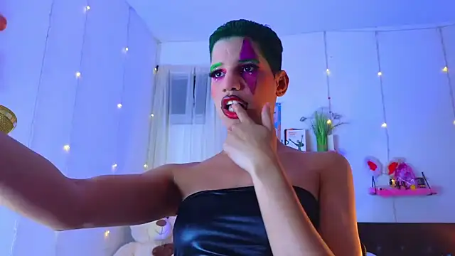 Snapshot of Ariel_Femboy_ chatting on 23, 10, 2025 Ariel Femboy online show from 23, 10, 2025