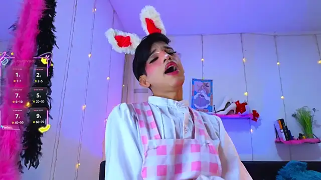 Snapshot of Ariel_Femboy_ chatting on 30, 11, 2025 Ariel Femboy online show from 30, 11, 2025