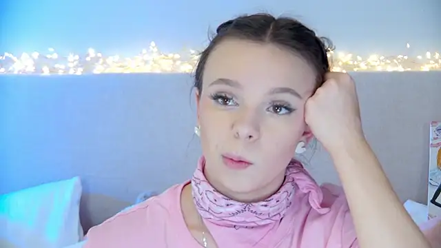 ElisabethDavis online show from 18, 1, 2025