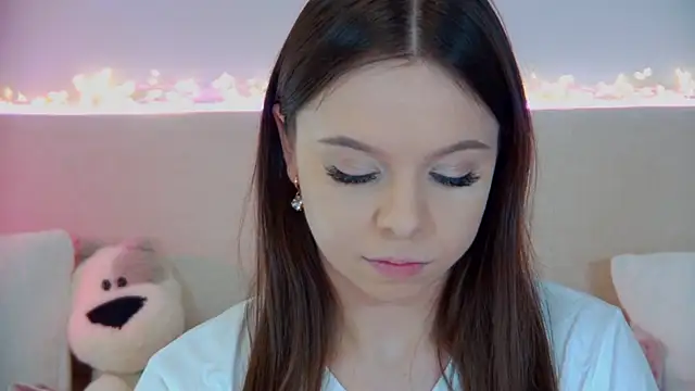 ElisabethDavis online show from 7, 3, 2025